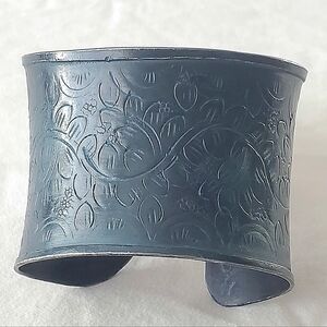 Vintage 1970s Metal Cuff Bracelet Etched Blue